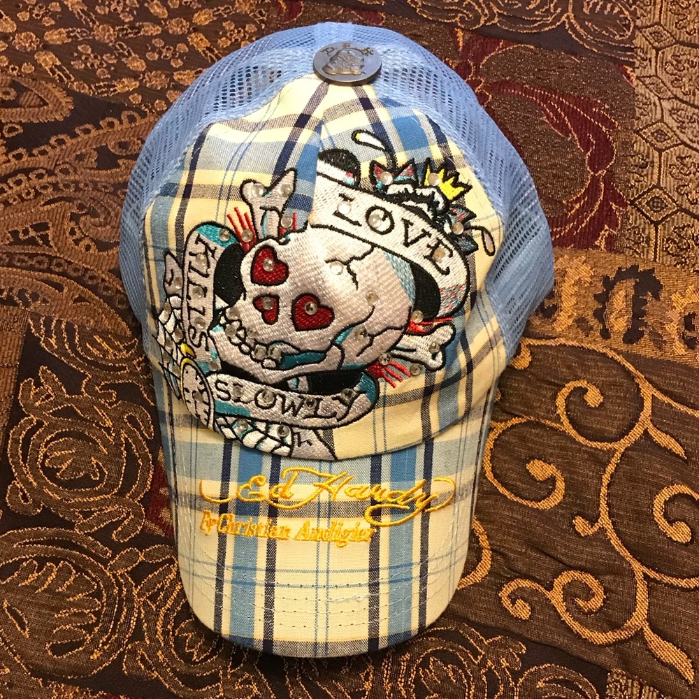 Brand new Ed Hardy hat, never worn!